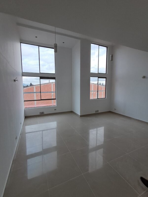 Apartamento Duplex 101 M2